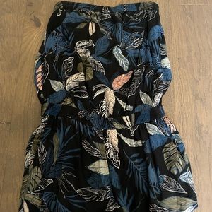 Aritzia Talula Strapless Shorts Romper